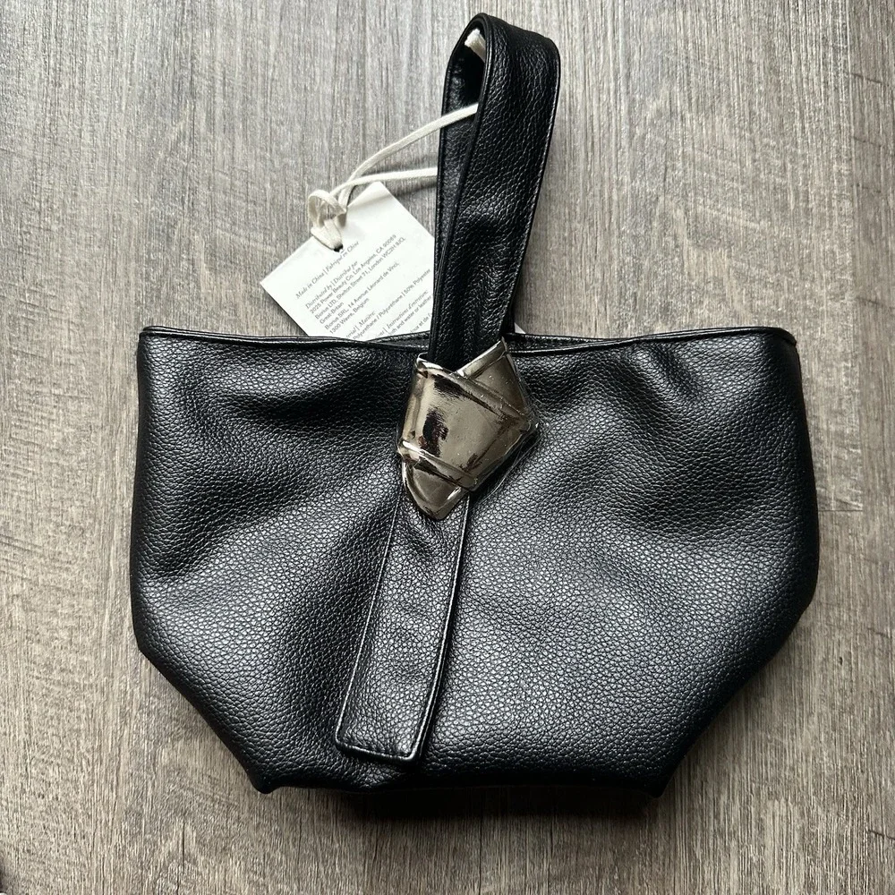 Brand New NWT Merit x Brandon Maxwell Black Leather Bag Pouch Handbag‎ Clutch